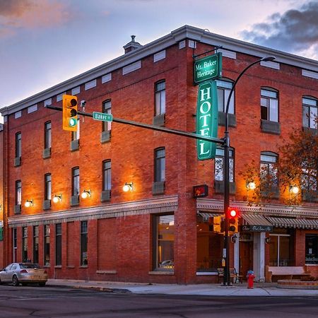 The Baker Hotel Cranbrook Esterno foto